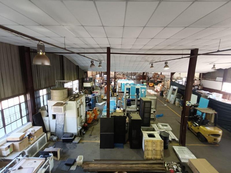 To Let Commercial Property for Rent in Robertville Gauteng