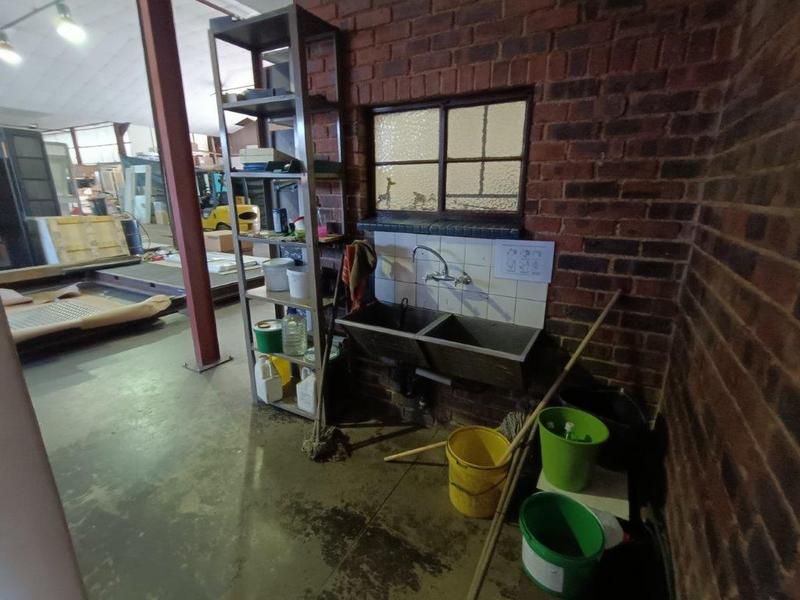 To Let Commercial Property for Rent in Robertville Gauteng