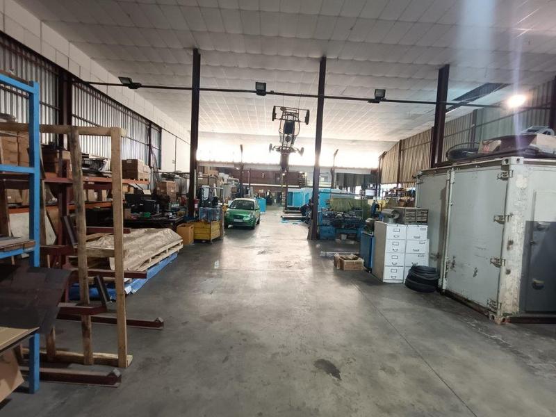 To Let Commercial Property for Rent in Robertville Gauteng