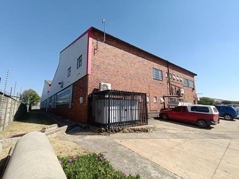 To Let Commercial Property for Rent in Robertville Gauteng