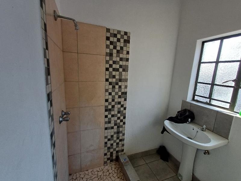 To Let Commercial Property for Rent in Hennopspark Gauteng