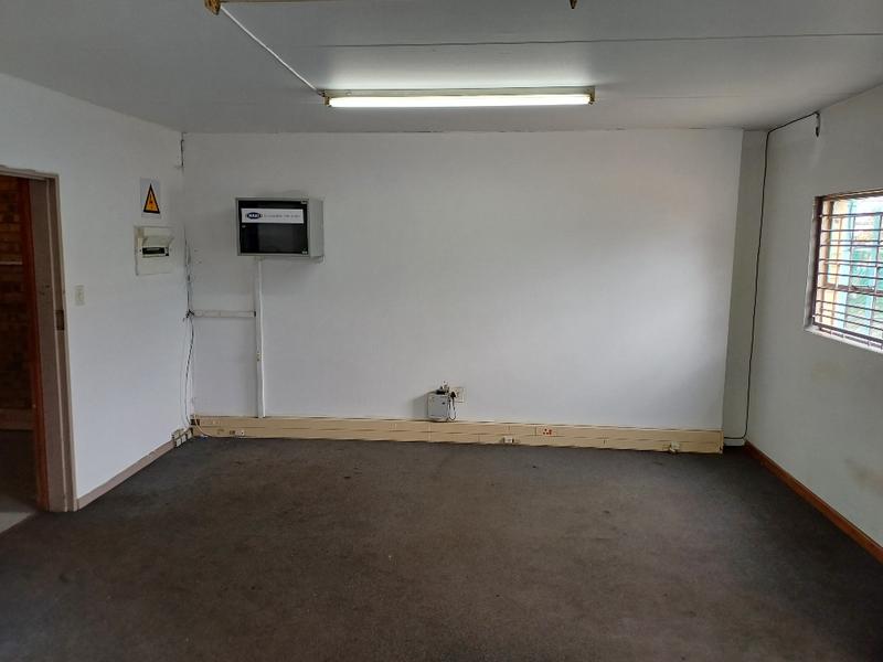 To Let Commercial Property for Rent in Hennopspark Gauteng