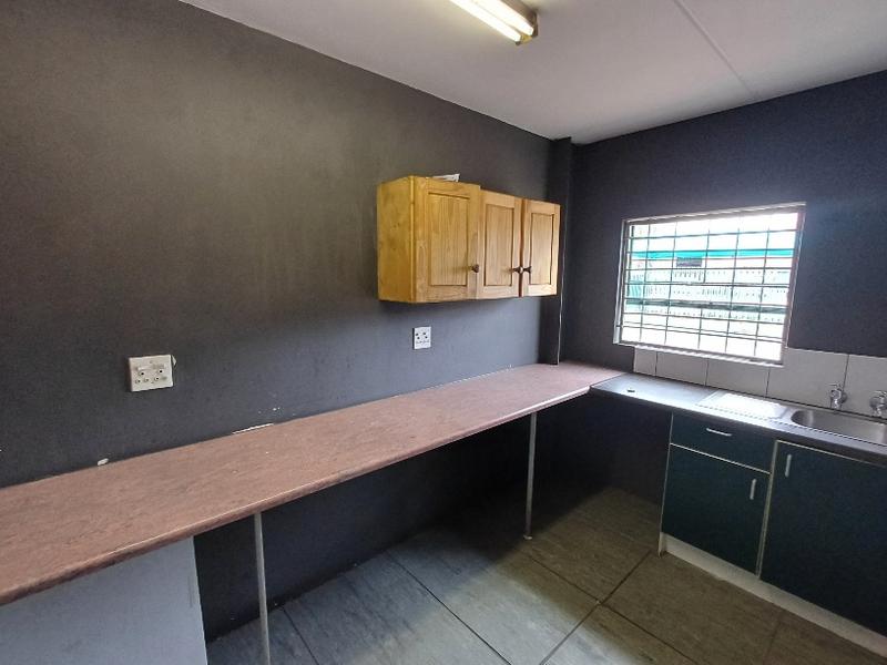 To Let Commercial Property for Rent in Hennopspark Gauteng