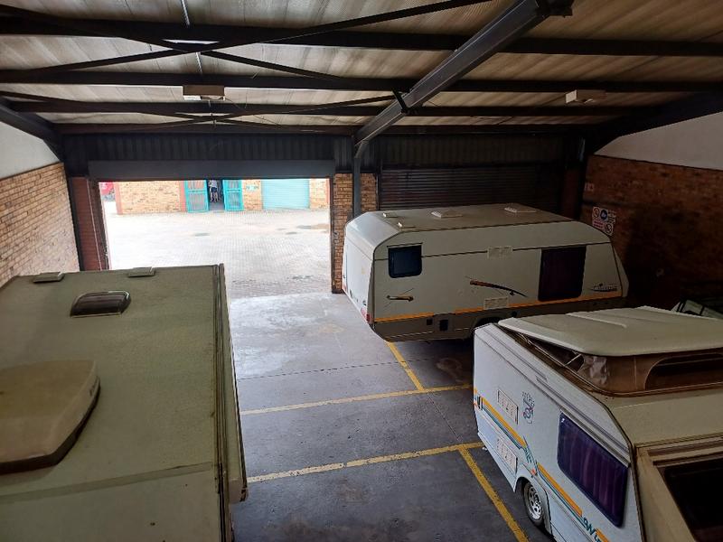 To Let Commercial Property for Rent in Hennopspark Gauteng