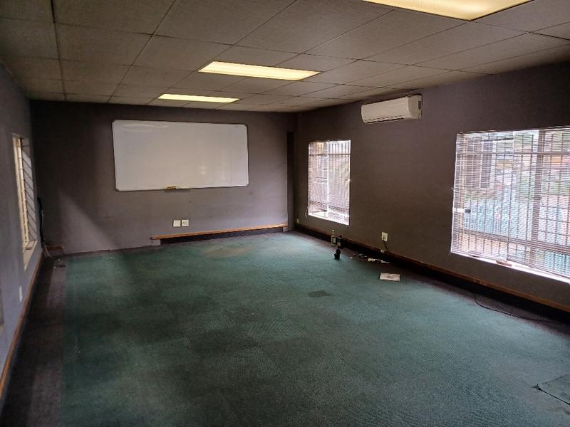 To Let Commercial Property for Rent in Hennopspark Gauteng