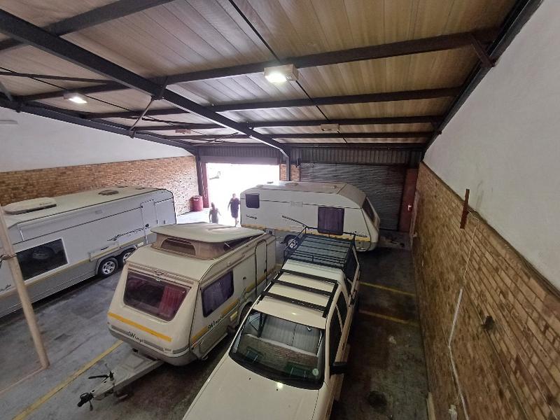 To Let Commercial Property for Rent in Hennopspark Gauteng