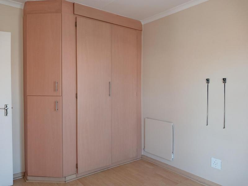 To Let 3 Bedroom Property for Rent in Bonaero Park Gauteng