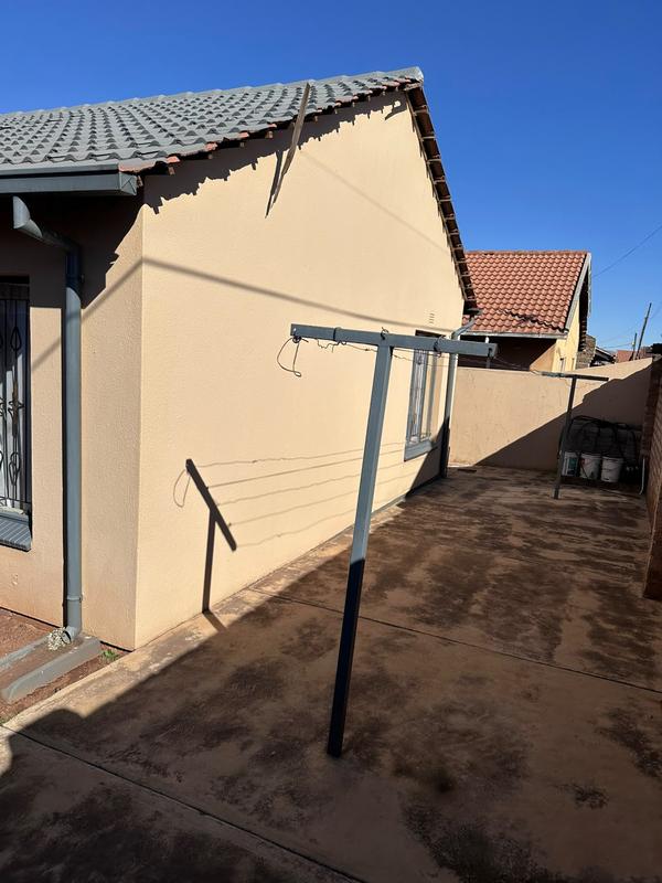 3 Bedroom Property for Sale in Vosloorus Gauteng