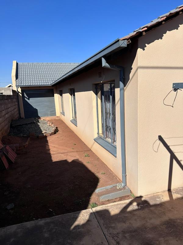 3 Bedroom Property for Sale in Vosloorus Gauteng