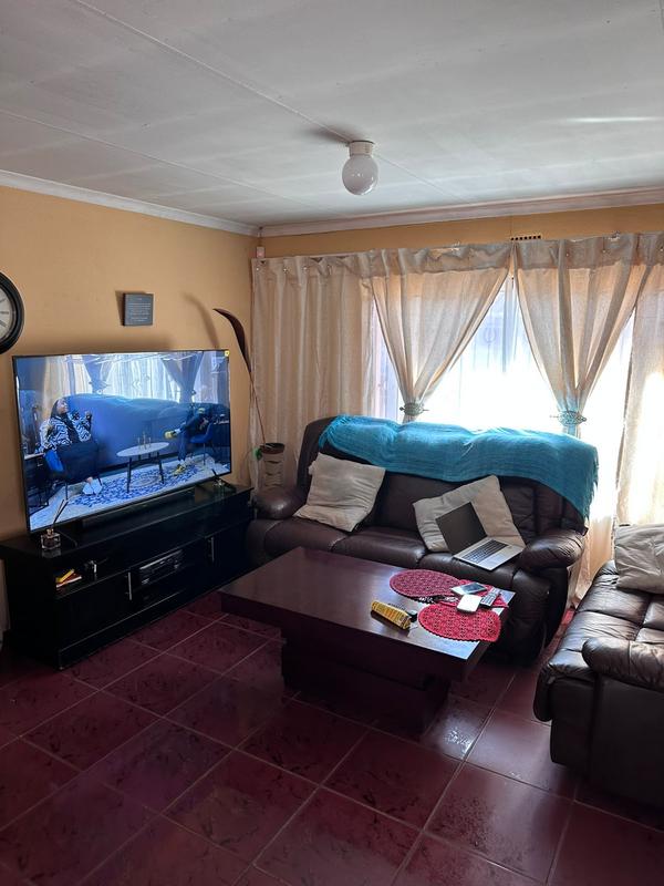 3 Bedroom Property for Sale in Vosloorus Gauteng