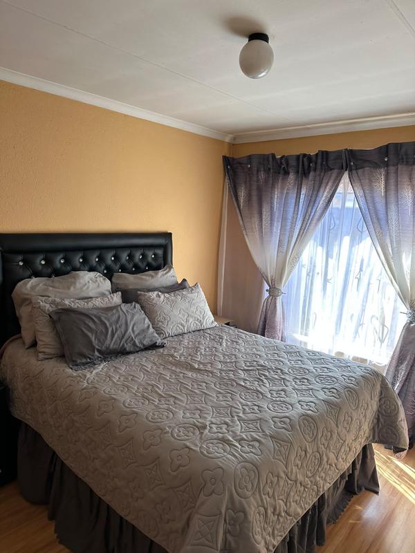 3 Bedroom Property for Sale in Vosloorus Gauteng