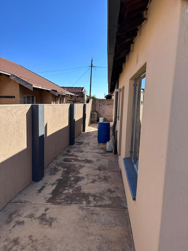 3 Bedroom Property for Sale in Vosloorus Gauteng