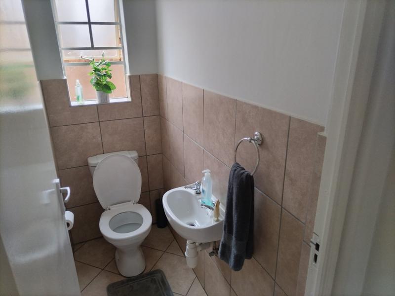 To Let 3 Bedroom Property for Rent in Hazeldean Gauteng