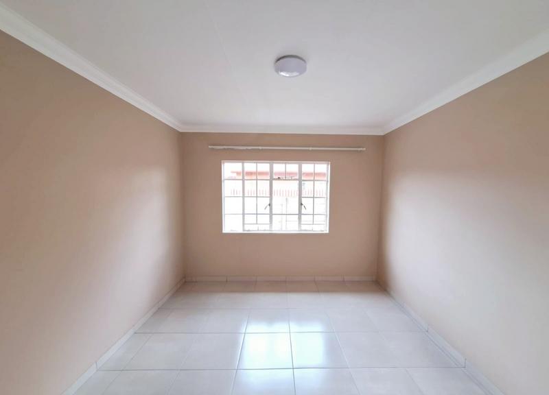4 Bedroom Property for Sale in Vanderbijlpark Cw 6 Gauteng
