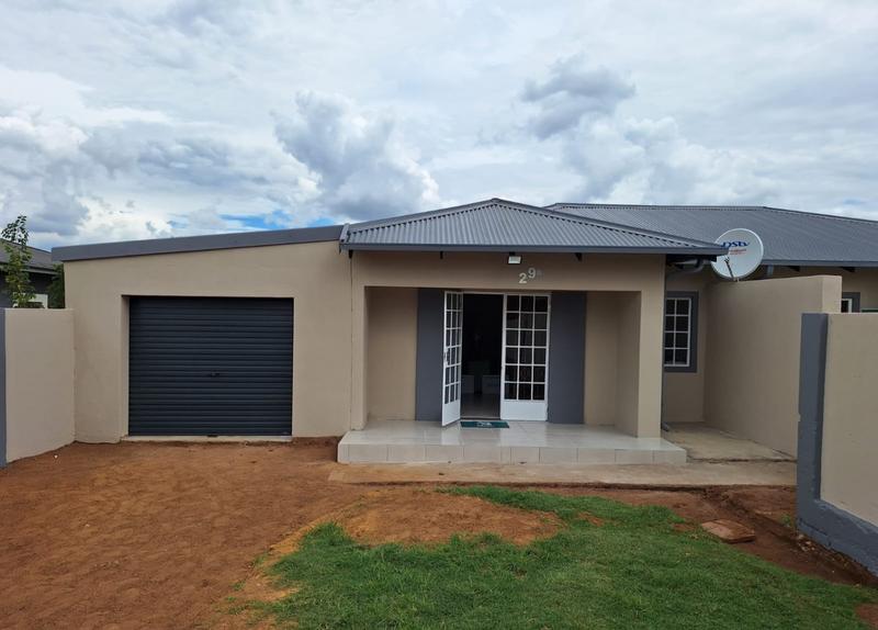 4 Bedroom Property for Sale in Vanderbijlpark Cw 6 Gauteng