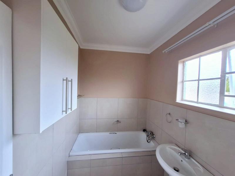 4 Bedroom Property for Sale in Vanderbijlpark Cw 6 Gauteng