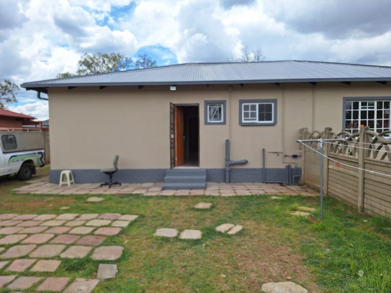 4 Bedroom Property for Sale in Vanderbijlpark Cw 6 Gauteng