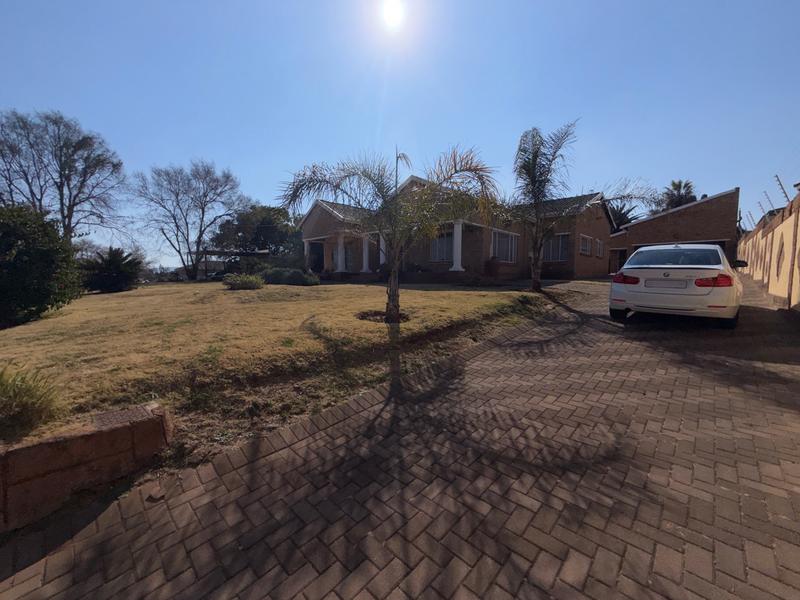 4 Bedroom Property for Sale in Erasmia Gauteng