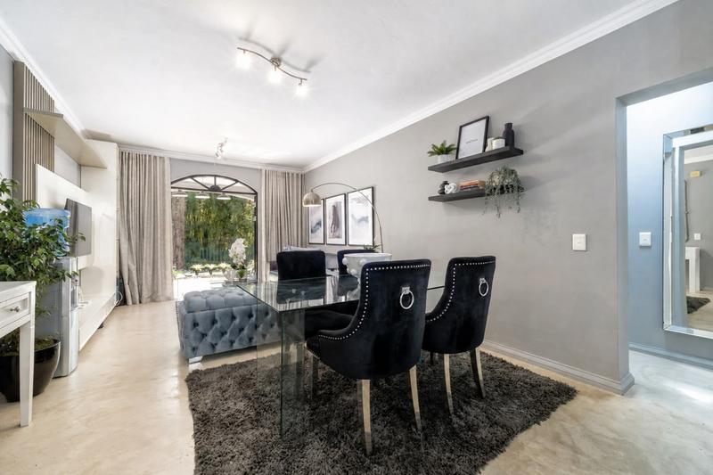 To Let 2 Bedroom Property for Rent in Craighall Gauteng