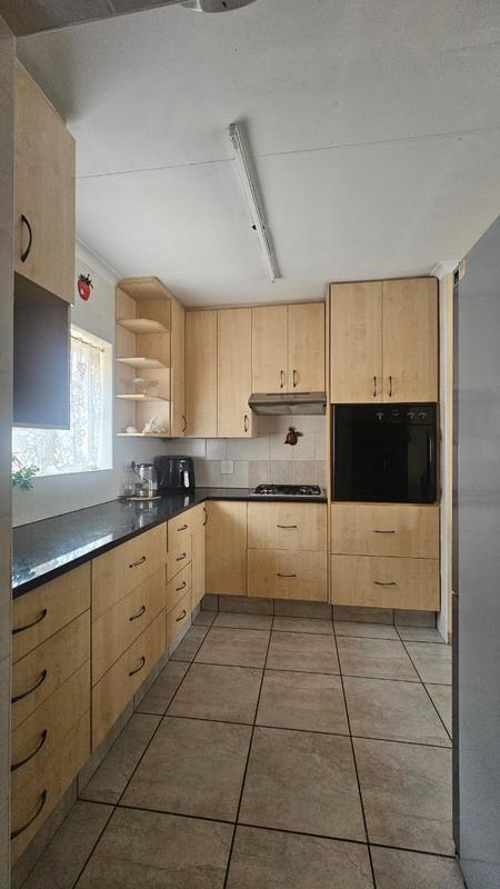 2 Bedroom Property for Sale in Randfontein Gauteng