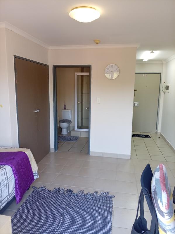 1 Bedroom Property for Sale in Ruimsig Gauteng