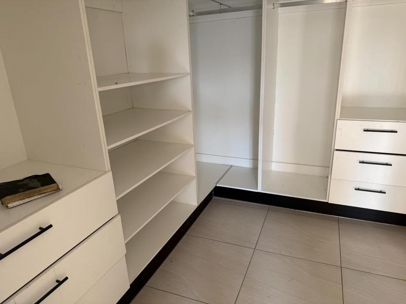 To Let 6 Bedroom Property for Rent in The Reeds Gauteng