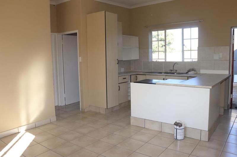 2 Bedroom Property for Sale in Knopjeslaagte Gauteng