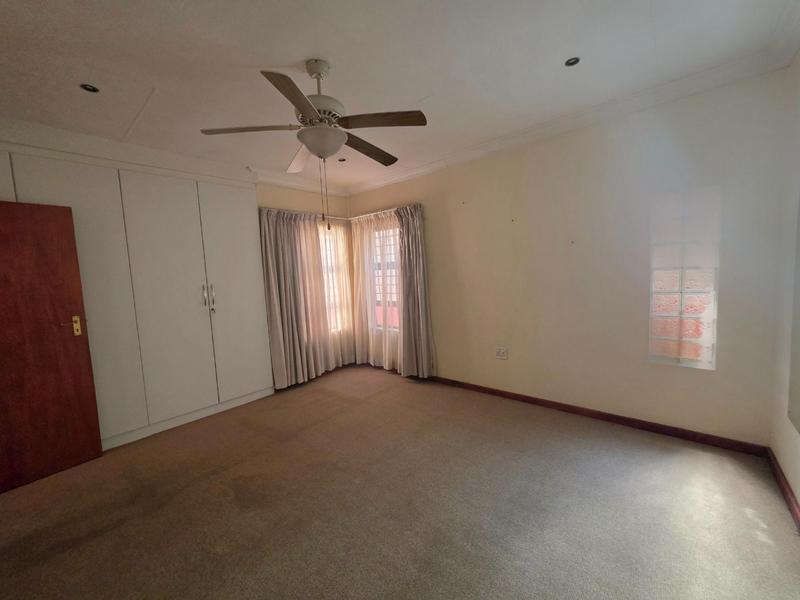 5 Bedroom Property for Sale in Farrar Park Gauteng