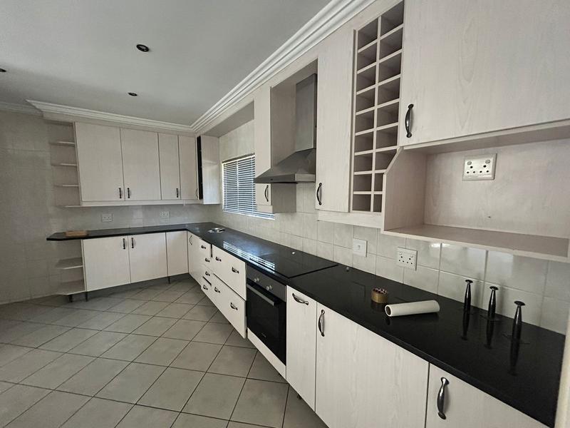 To Let 3 Bedroom Property for Rent in Sunair Park Gauteng