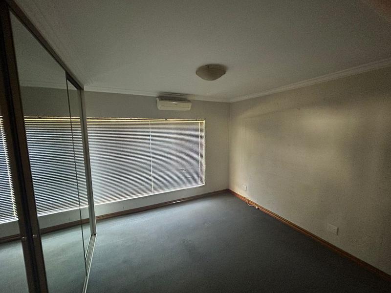 To Let 3 Bedroom Property for Rent in Sunair Park Gauteng