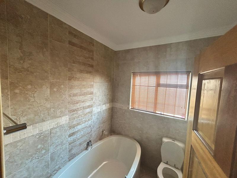 To Let 3 Bedroom Property for Rent in Sunair Park Gauteng