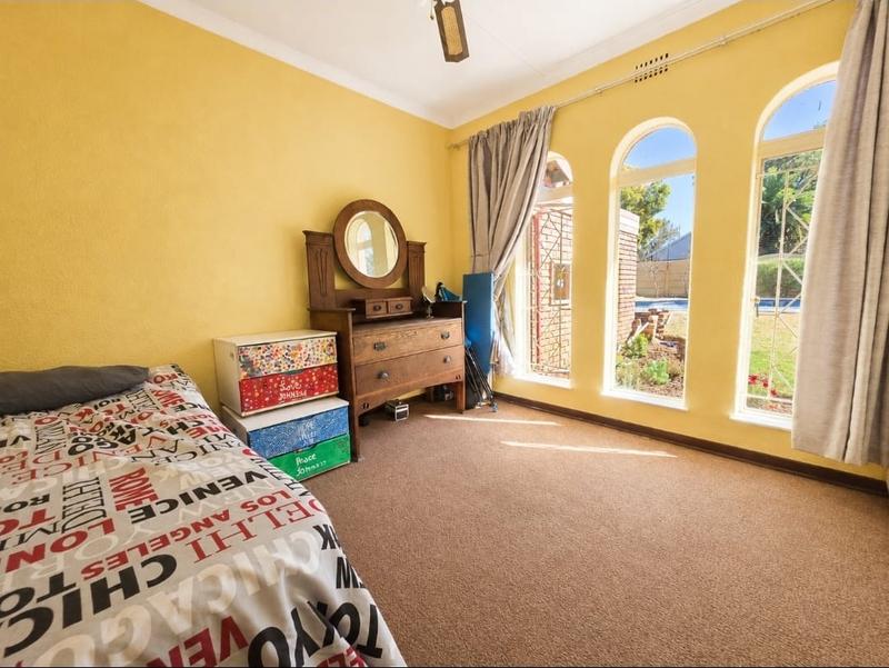 3 Bedroom Property for Sale in Brackendowns Gauteng