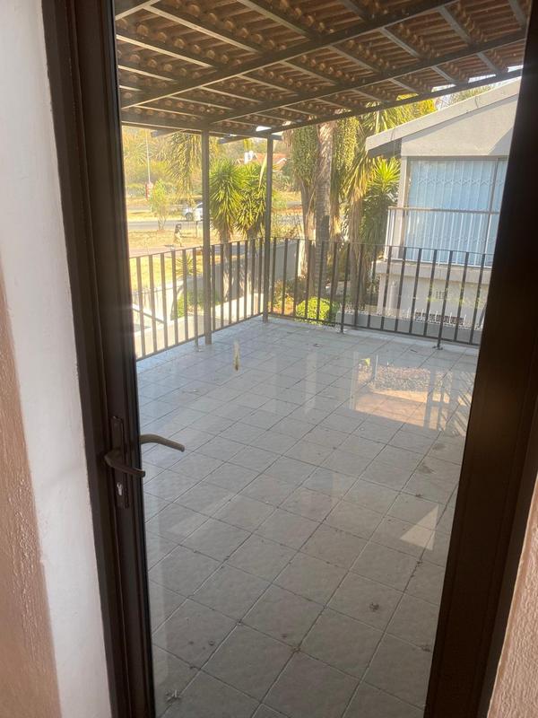To Let 5 Bedroom Property for Rent in Bryanston Gauteng
