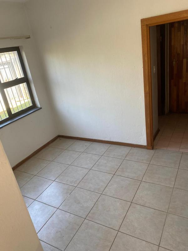 To Let 5 Bedroom Property for Rent in Bryanston Gauteng