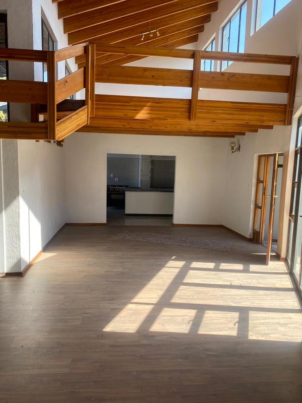 5 Bedroom Property for Sale in Bryanston Gauteng
