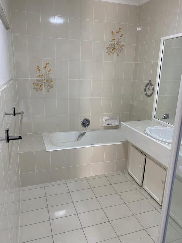 5 Bedroom Property for Sale in Bryanston Gauteng