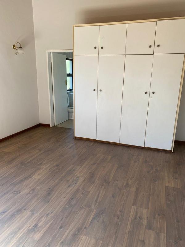 5 Bedroom Property for Sale in Bryanston Gauteng