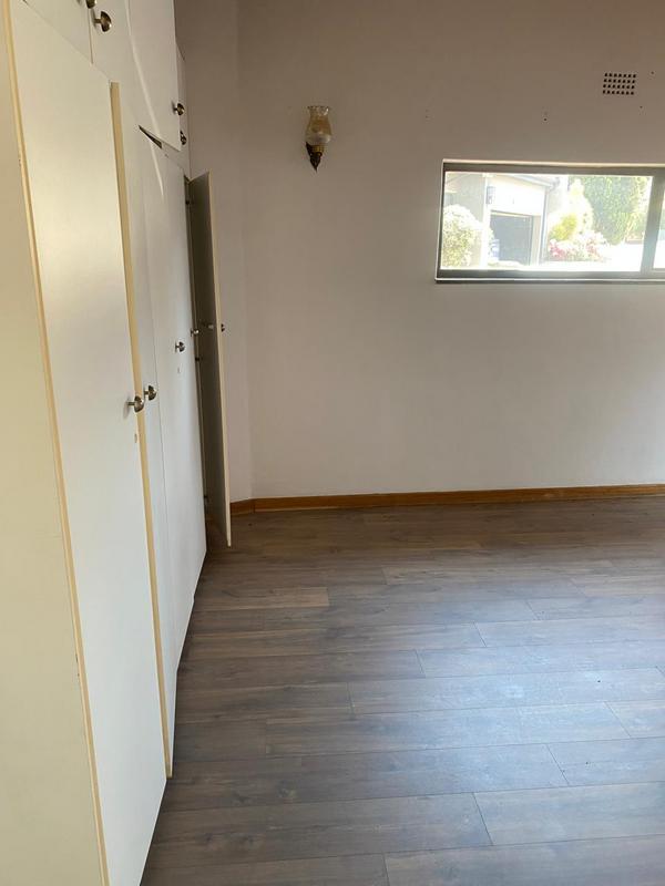 5 Bedroom Property for Sale in Bryanston Gauteng