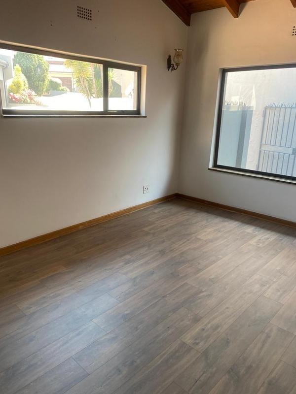 5 Bedroom Property for Sale in Bryanston Gauteng