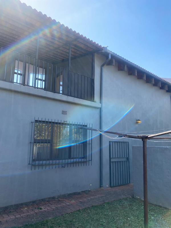 5 Bedroom Property for Sale in Bryanston Gauteng