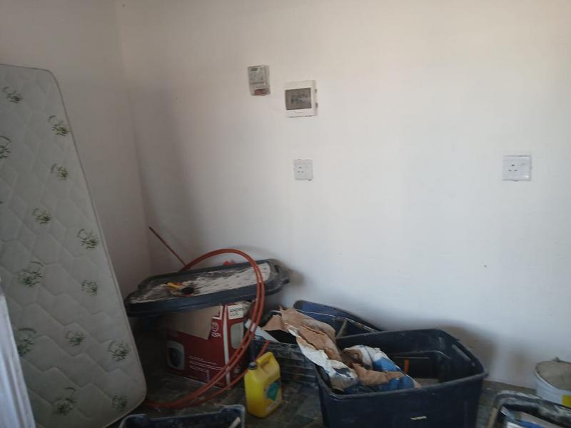 9 Bedroom Property for Sale in Olievenhoutbosch Gauteng