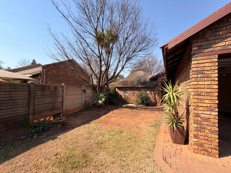 To Let 3 Bedroom Property for Rent in Golf Park Gauteng