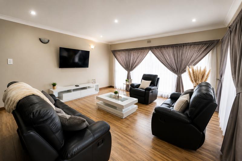 3 Bedroom Property for Sale in Three Rivers East Gauteng