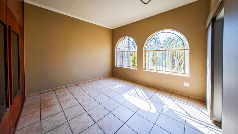 3 Bedroom Property for Sale in Pretoria Gardens Gauteng