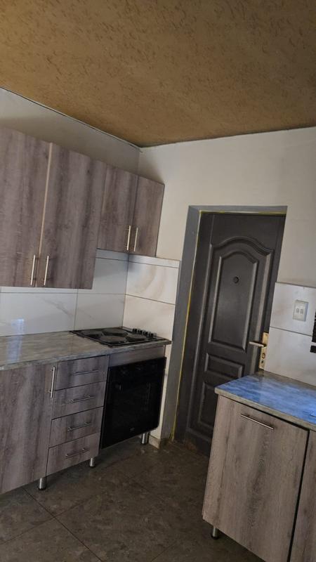 To Let 2 Bedroom Property for Rent in Protea Glen Gauteng