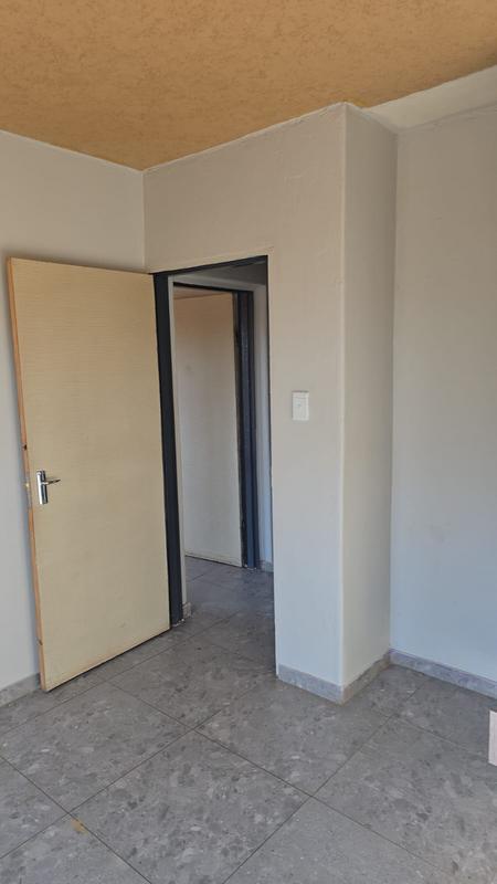To Let 2 Bedroom Property for Rent in Protea Glen Gauteng