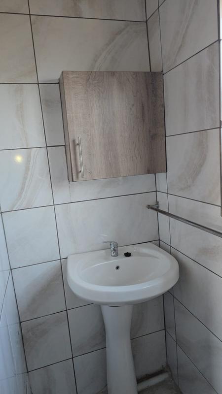 To Let 2 Bedroom Property for Rent in Protea Glen Gauteng