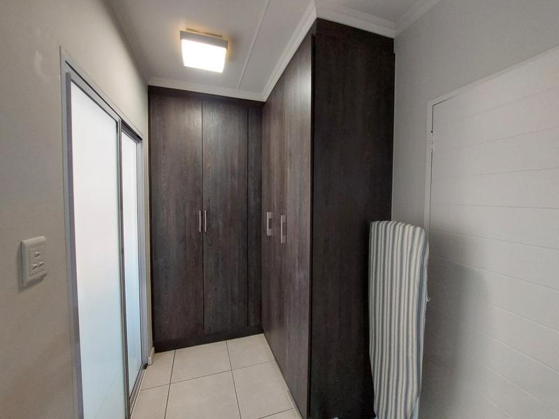 1 Bedroom Property for Sale in Bryanston Gauteng