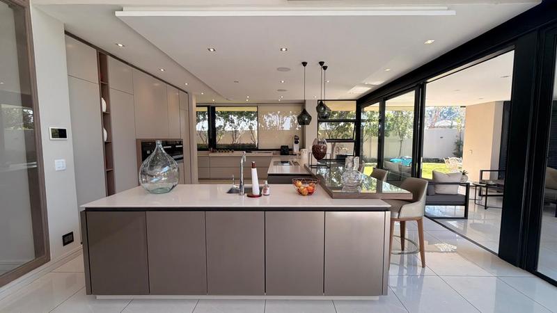 4 Bedroom Property for Sale in Sandhurst Gauteng