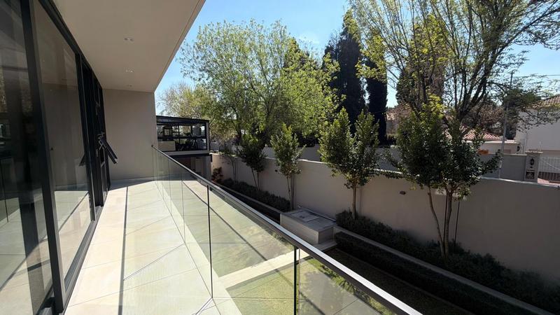 4 Bedroom Property for Sale in Sandhurst Gauteng